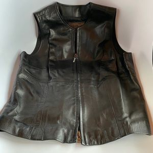 Gorgeous Sienna Black Leather Vest. Size 12
